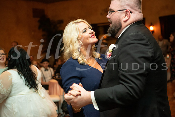 0650_MOM7854
