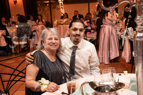 0460_MOM7153