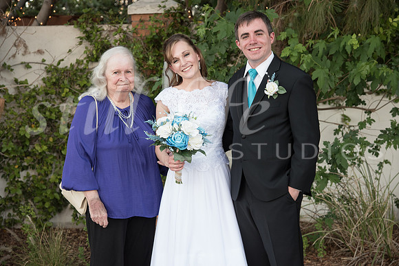 0233_MOM4041