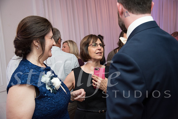 0235_MOM9666