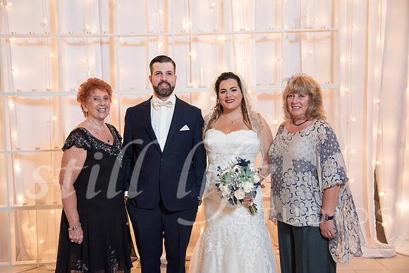 0370_MOM0572